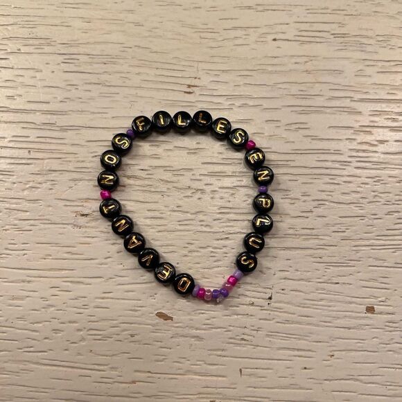 Taylor Swift French Friendship Bracelet - Picture 1 of 1